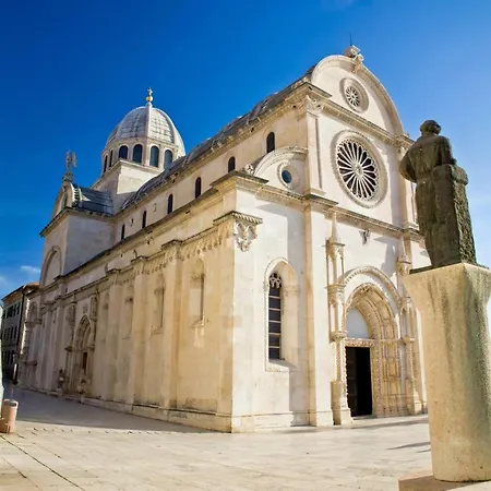 In With Balcony, Air Conditioning, Wi-fi Pensjonat